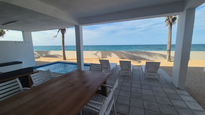 Barra Cabanas property and beachfront in Barra, Mozambique